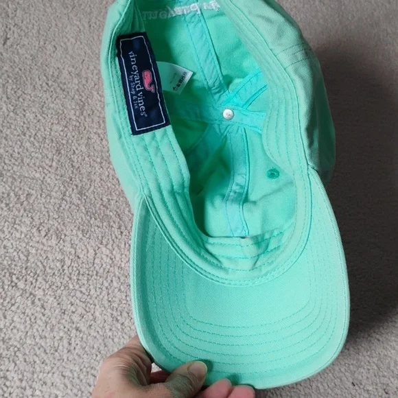 Vineyard Vines Hat - Picture 3 of 4